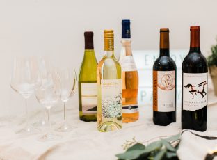 New Year's, New Year's Eve, Party Hosting Tips, Holiday Party, Hosting Tips, ALDI, ALDI Wines, ALDI Cocktails, Award-Winning Wines, ALDI USA